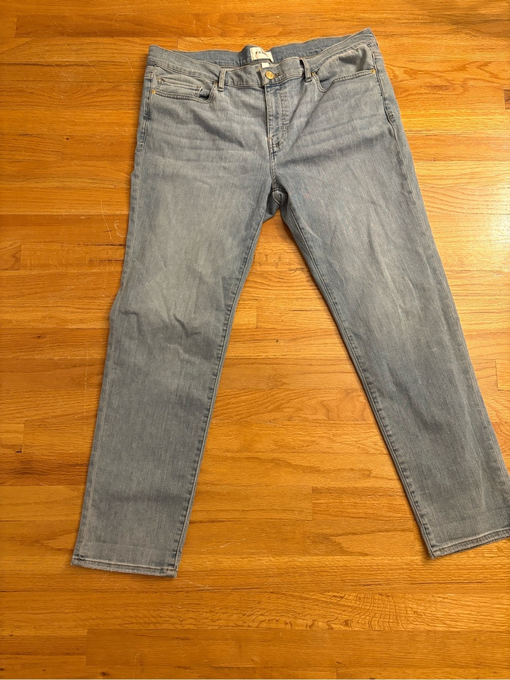 FRAME Light Wash Jeans Size 32